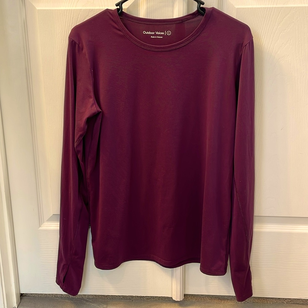 Outdoor voices long sleeve shirt